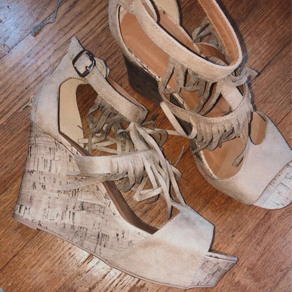 Maurices Wedges - Picture 1 of 1